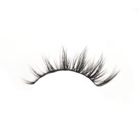 Wispy Cat Eye Lashes wearing effect