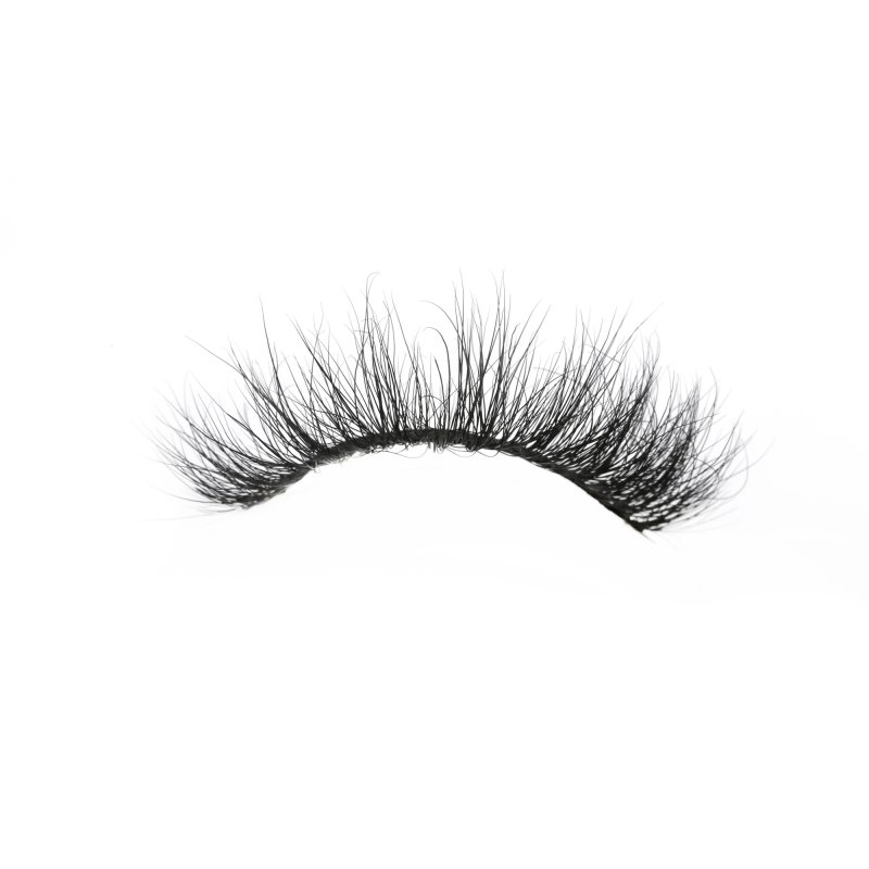 fluffy mink lashes strips wearing effect