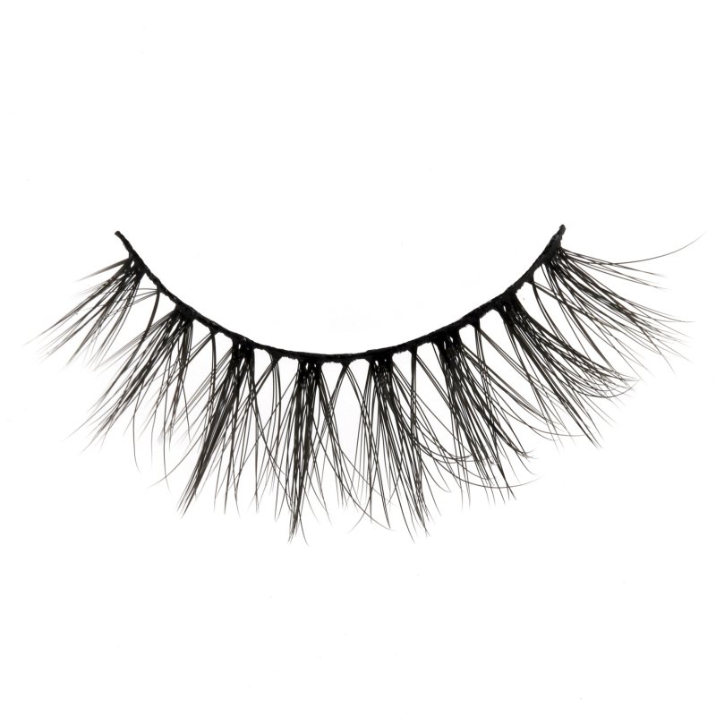 Long Wispy Lashes